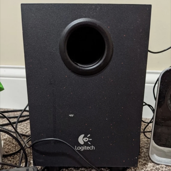 Logitech Speaker System LS21 - Wired - Picture 4 of 10